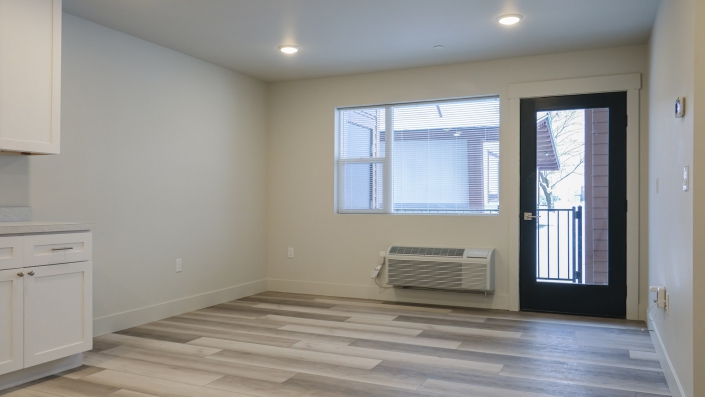 Skyview Lofts - 1 Bed 1 Bath